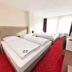 Hotel Novum Hotel New Madison Duesseldorf Hauptbahnhof 4*